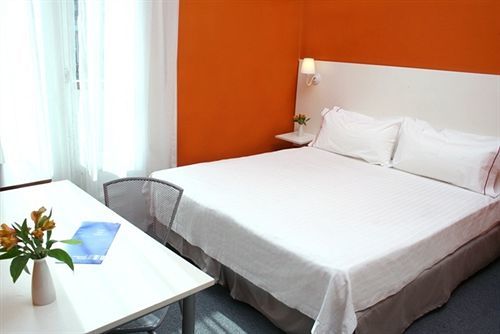Crisol Mundial Hotel 2*